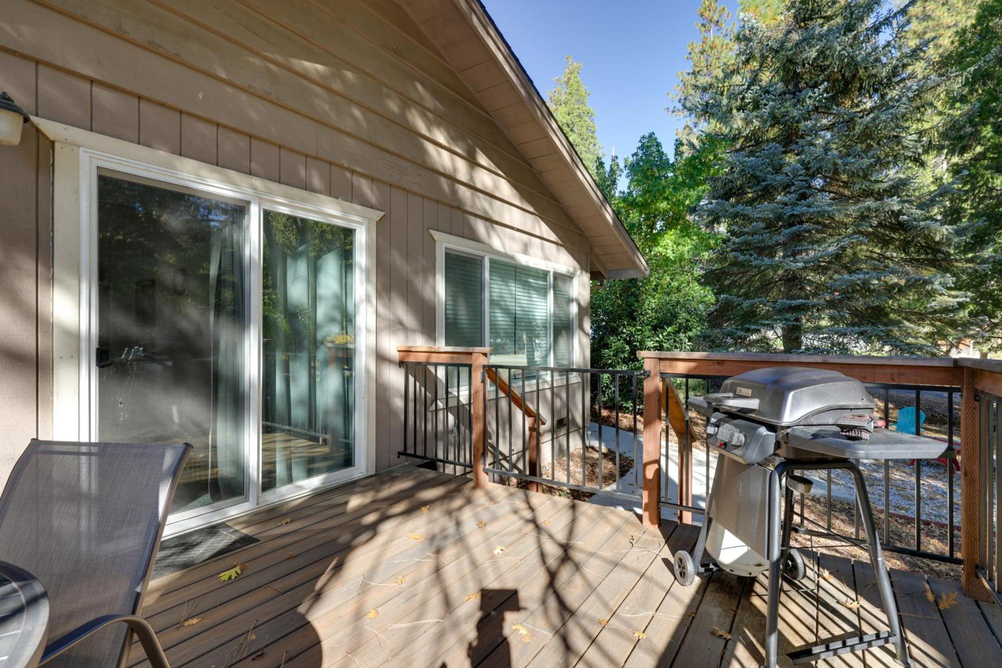 Sherwood Forest Cabin With Deck And Fire Pit! Twain Harte ภายนอก รูปภาพ